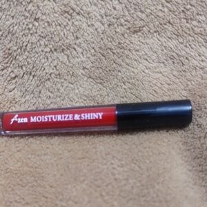 💕5 For $25💕 Moisturize & Shiny Lip Gloss - Radiant Red